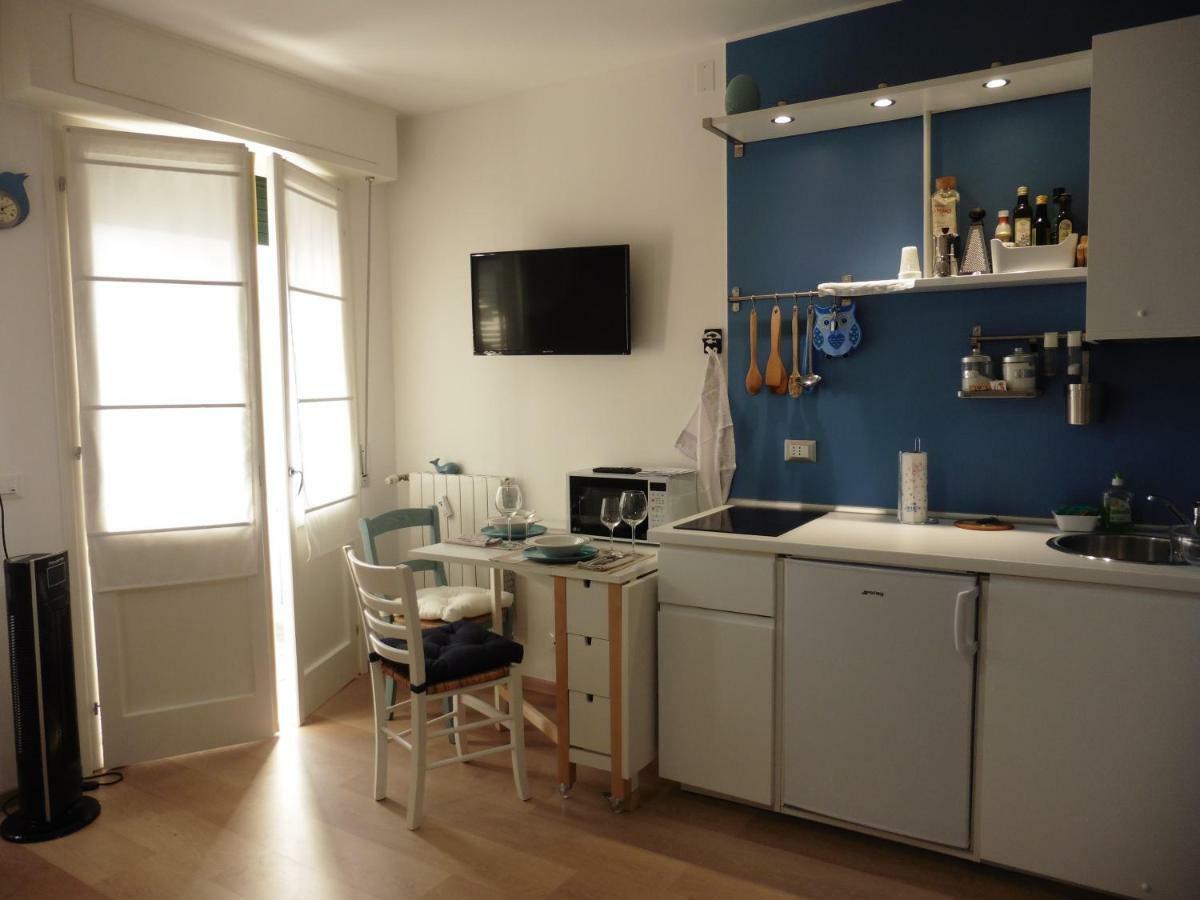 Ichnussa Apartment Udine Bagian luar foto
